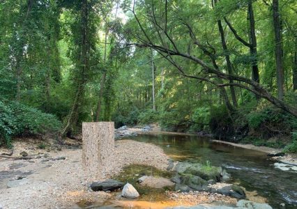 I am grateful that I can enjoy the state of idleness due to meditation week. It's good to recharge. I feel peaceful. 