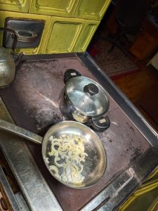 Today I used a traditional Austrian oven to heat the house and cook at the same time. I felt grateful to be connected to the wisdom of the precious times. 