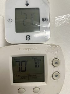 In order to reduce the enery consumption, the house temperature is set to 70 degree (21 in Celcius) during the winter. If the indoor air feels cold because there is no sun on a rainy or couldy day, I wear more inner clothes and outer clothes and always wear a winter scarf at home.