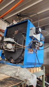 I change my own oil in my truck and previosly would drop off the waste oil to the auto parts store for recycling. Now I drop off waste oil to my friend who has a waste oil furnace to heat his house and auto repair shop. He burns about 1,500 gallons a year and doesn\'t have to spend any money to heat his house, he gets it all from his own business and others that bring it to him. This saves transport and recycling at the refinery thus saving resources.