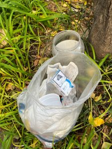 I picked up some litter when I went for a walk. I was surprised there were quite amount of rubbish on the walk-road. I didn’t recognize it before. 